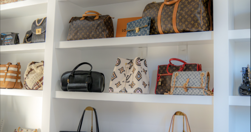 Purse Closet Organization